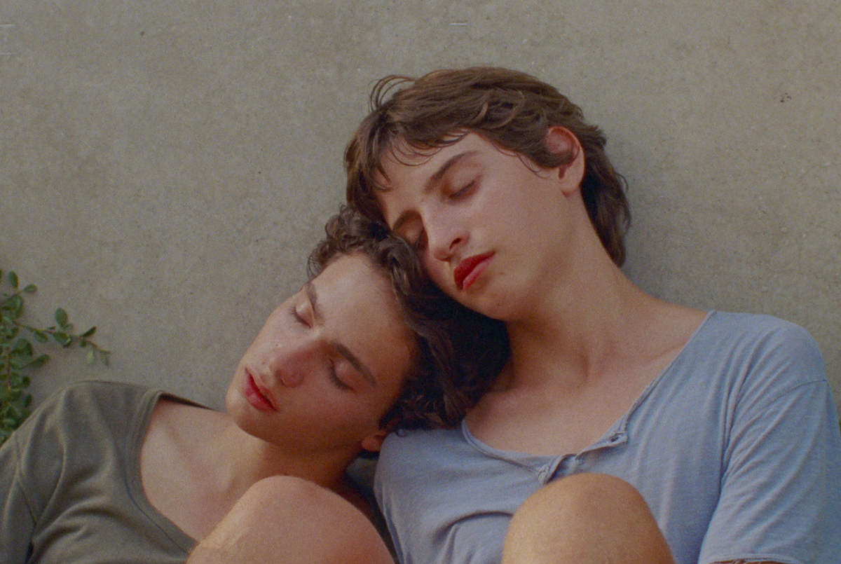 Estrany Riu— still 1