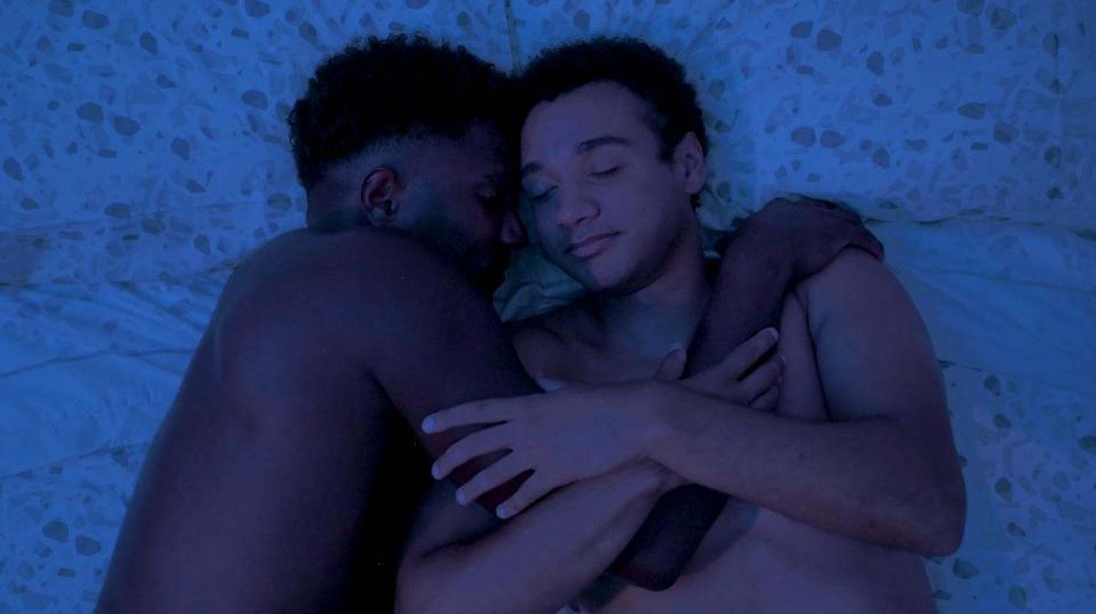 Hetero — fotograma